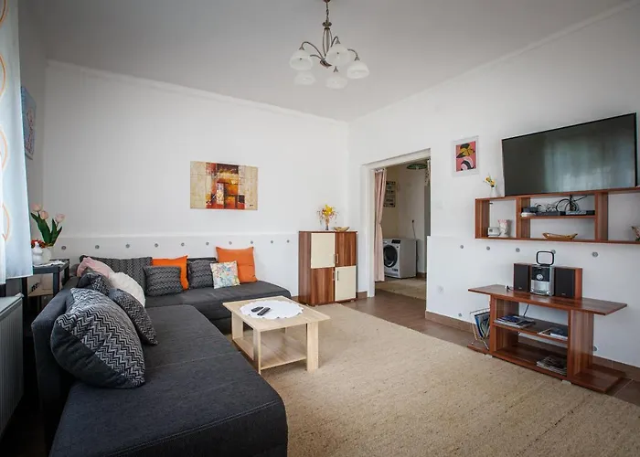 Olivia House * Balatonboglár